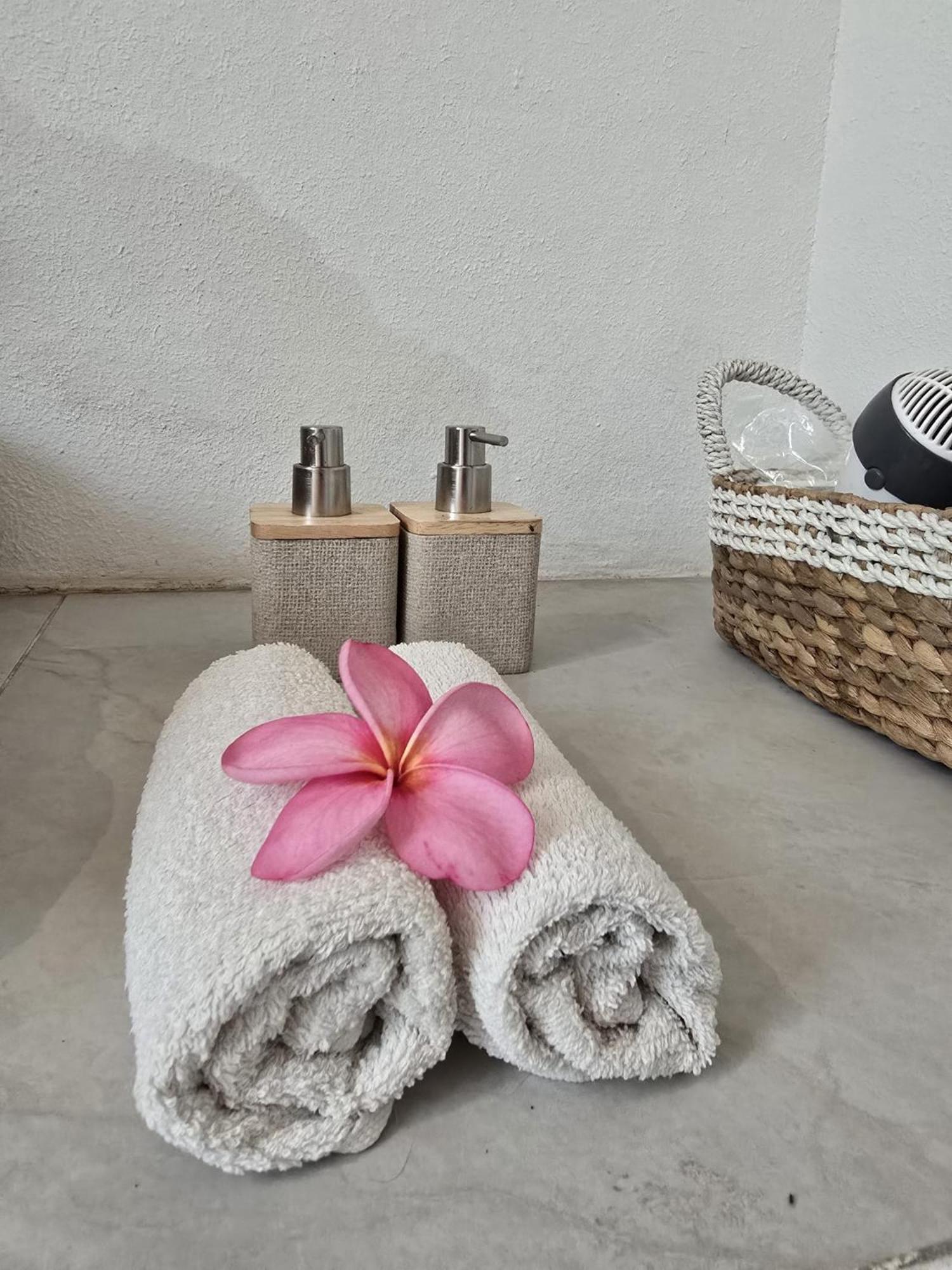 Little Elephant Cottage Gili Trawangan Luaran gambar